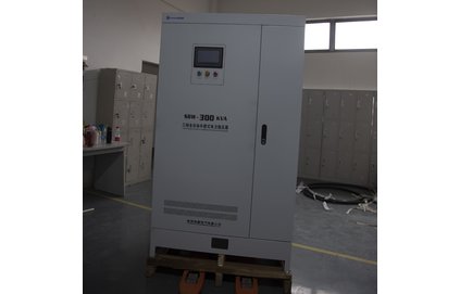 三相電壓穩壓器