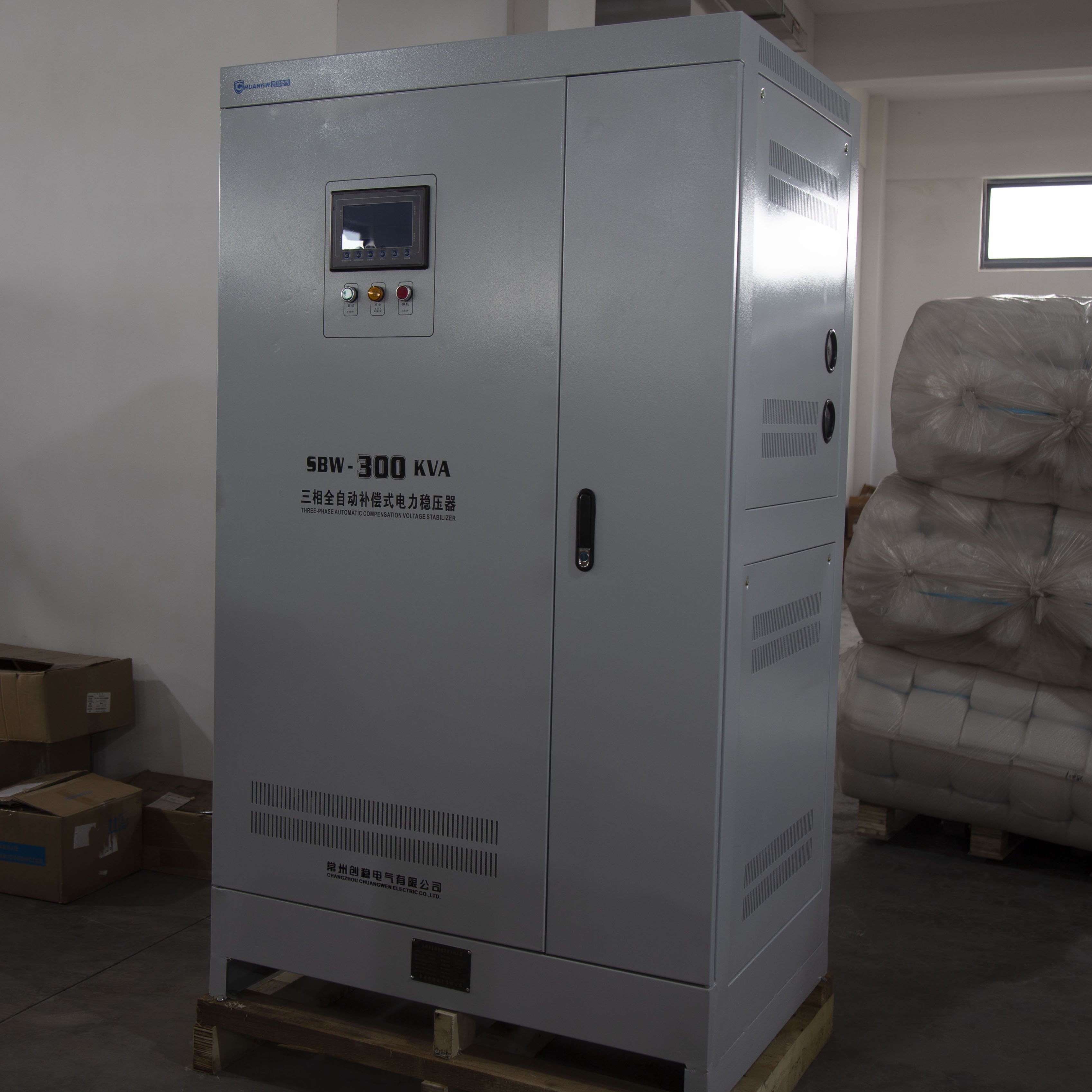 三相電子穩(wěn)壓器